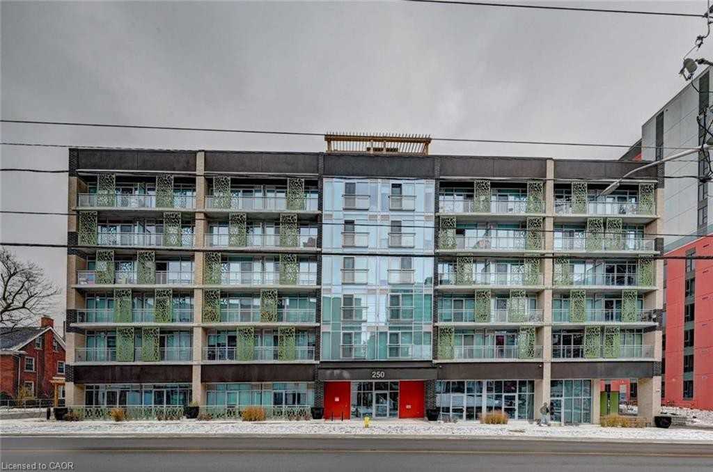 250 Albert St