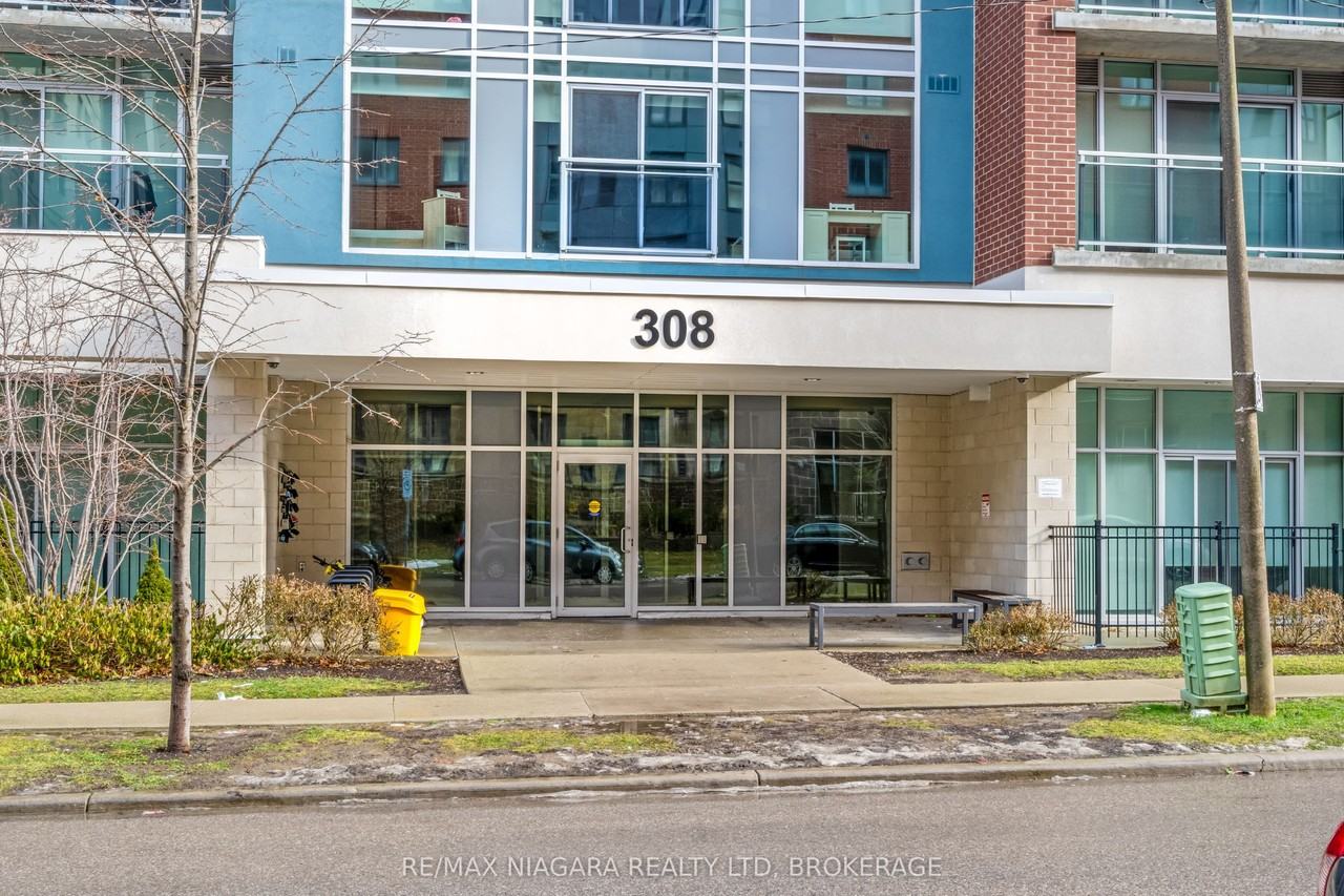 308 Lester Street - Photo 2 of 19