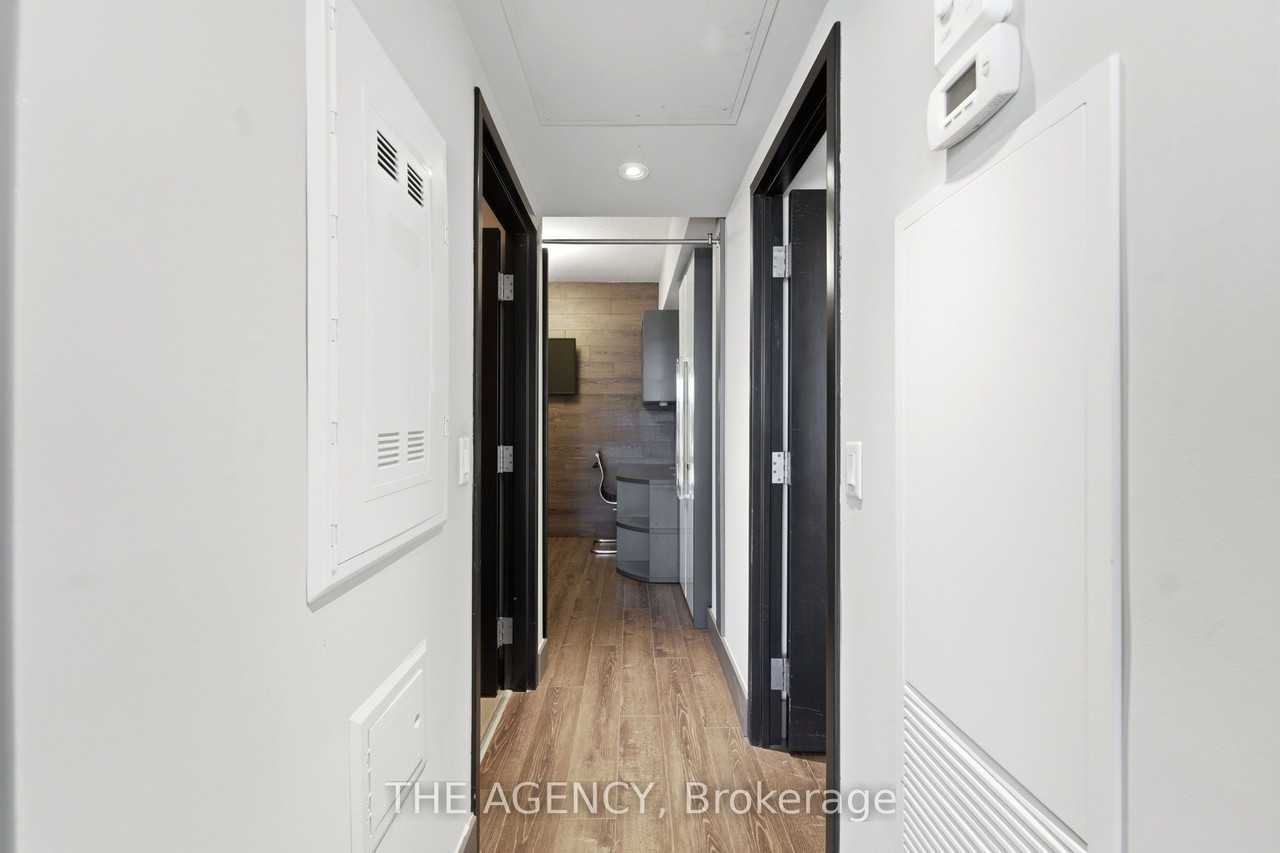 330 Phillip St - Photo 5 of 22