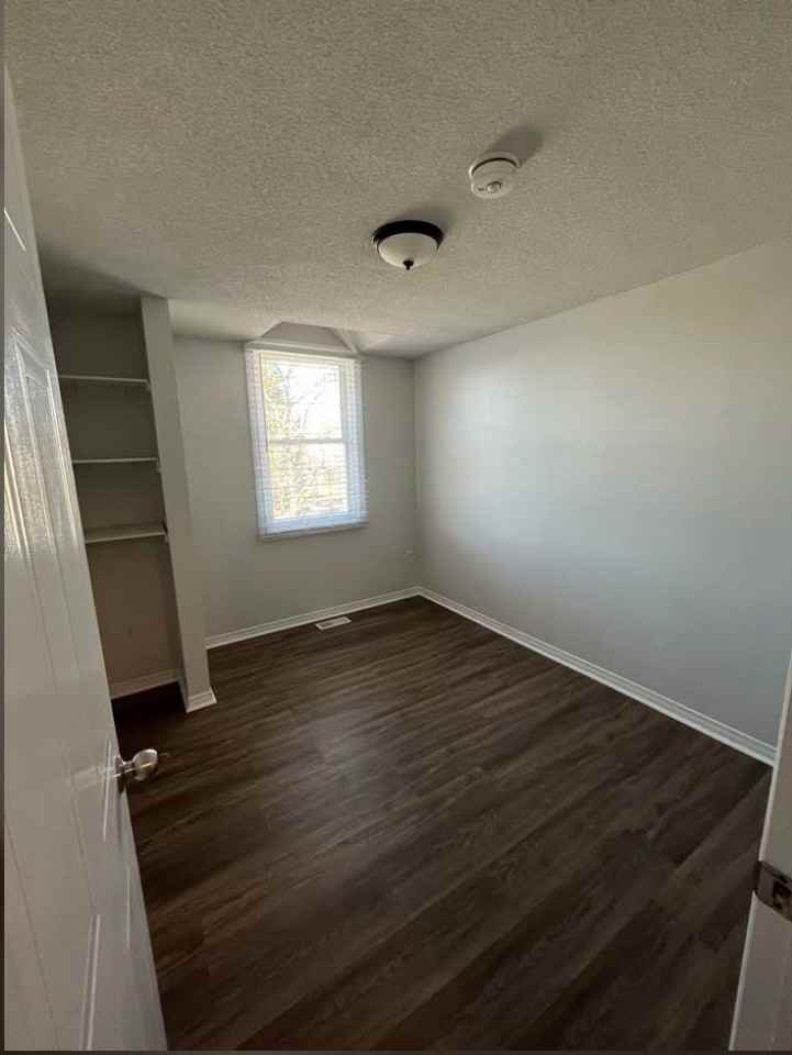 66 Rodgers Rd - Photo 5 of 9