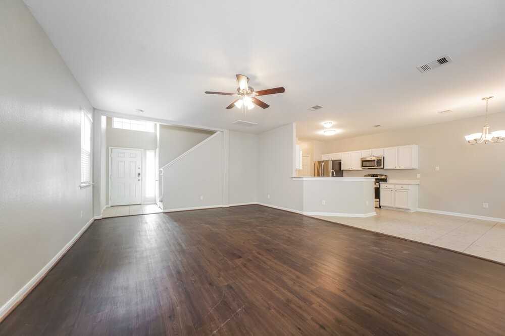 13034 Rose Landing Dr - Photo 5 of 17