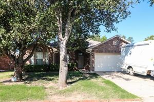 featured image of 1620 Briarcreek