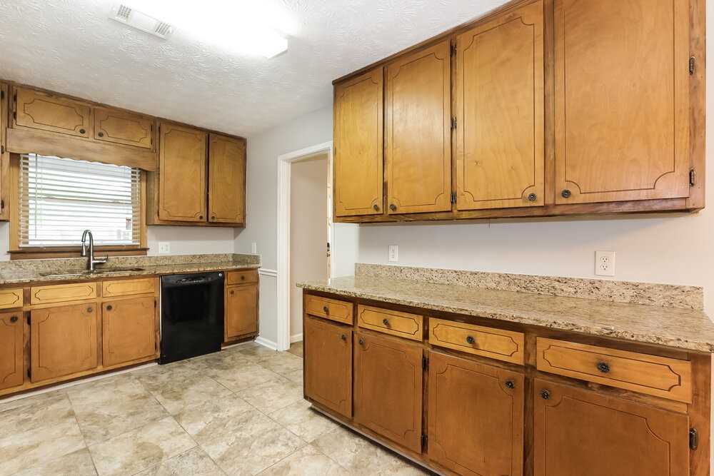 3568 Fernbrook Dr - Photo 7 of 16