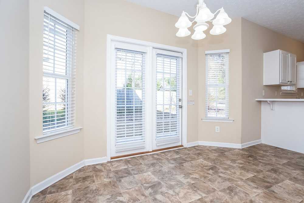 218 Prescott Ct - Photo 5 of 17