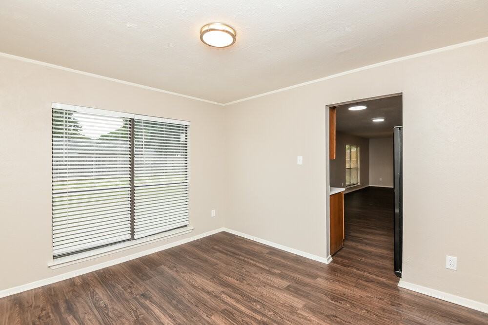 3956 Wrenwood Dr - Photo 6 of 17