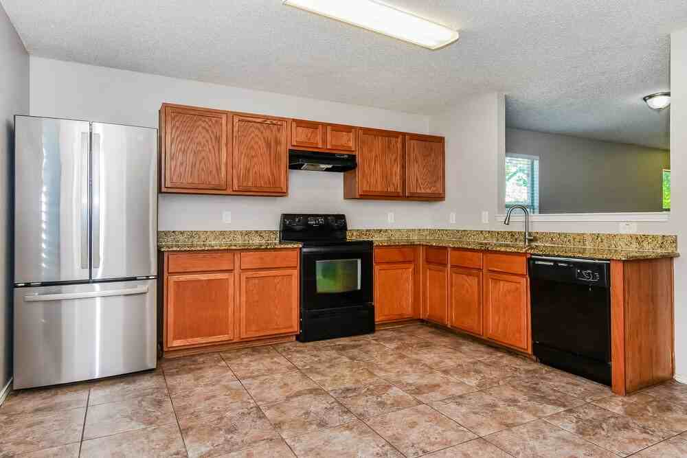 3808 Kenzie Ct - Photo 7 of 16