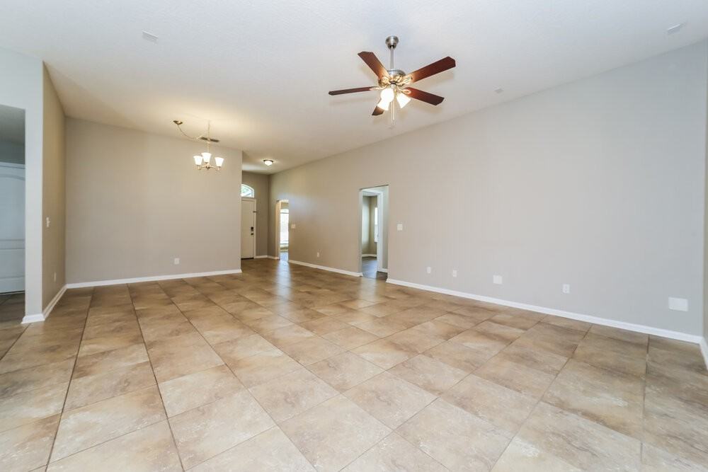 15732 Tisons Bluff Rd - Photo 5 of 19