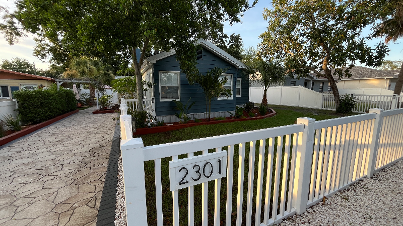 2301 W Idlewild Ave - Photo 2 of 50