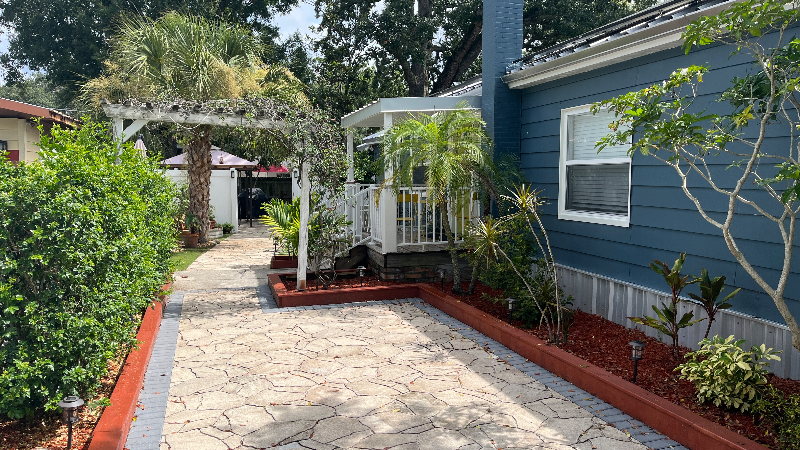2301 W Idlewild Ave - Photo 6 of 50