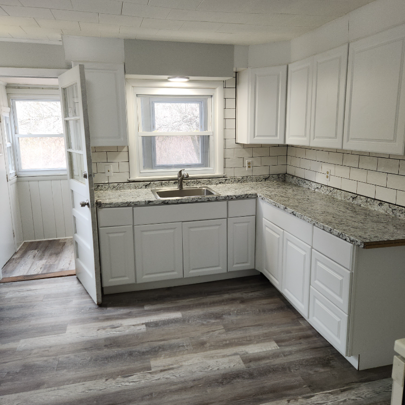 152 Jackson St #1stFL - Photo 7 of 29