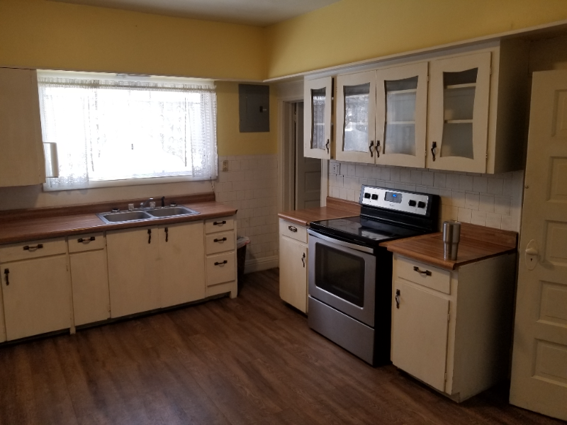 2423 E Saint Vrain St #3 - Photo 5 of 10
