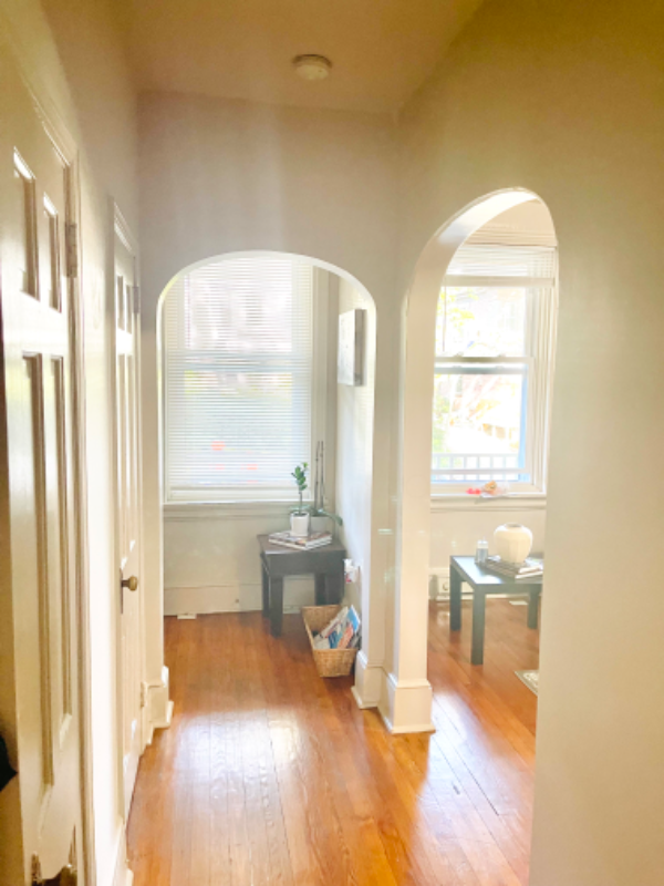418 W 21st St #1 - Photo 5 of 20