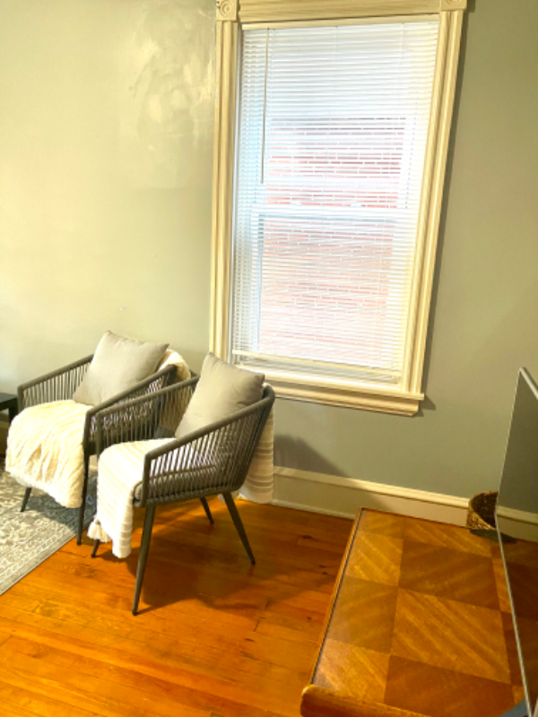 418 W 21st St #1 - Photo 6 of 20