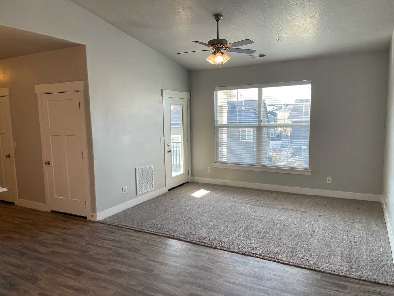 13092 S Tortola Dr #302 - Photo 3 of 20