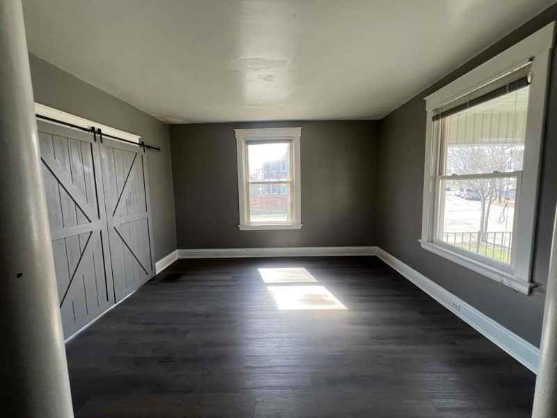 332 Arlington Ave - Photo 4 of 17