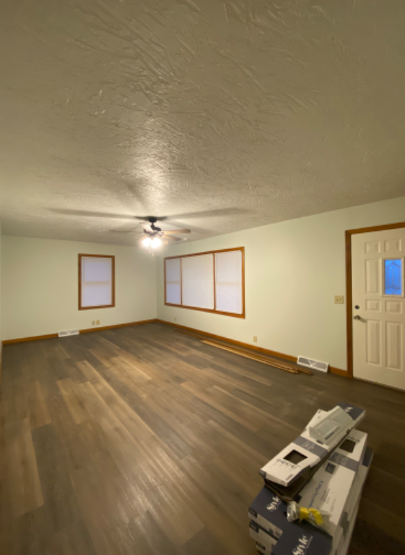21 E Washington St - Photo 5 of 10