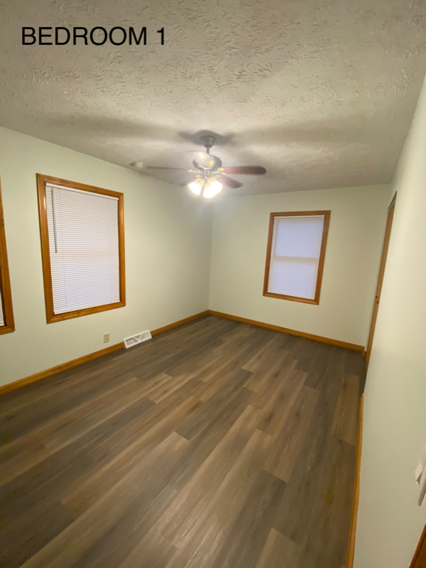 21 E Washington St - Photo 6 of 10