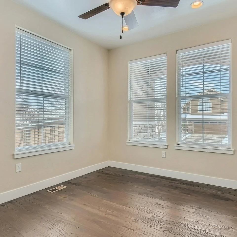 10555 Albion St - Photo 7 of 14