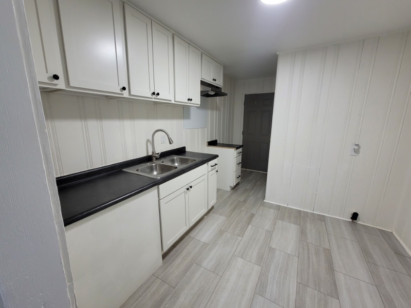 3 Christopher St #B - Photo 5 of 7