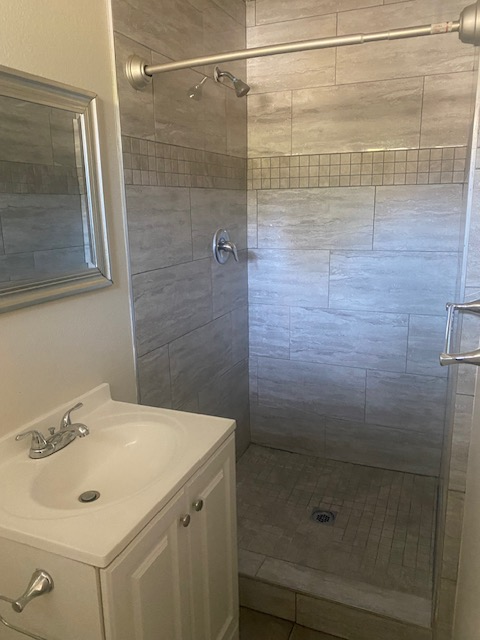 930 N Van Ness Ave #16 - Photo 5 of 7