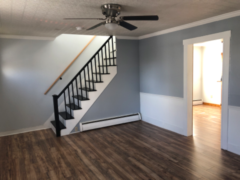 139 Iron St - Photo 6 of 25