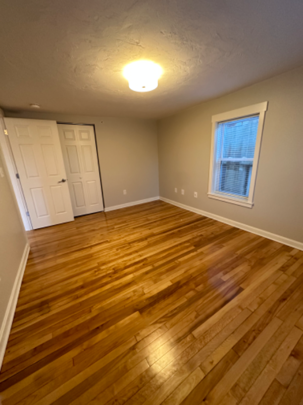 53 Central St #2R - Photo 5 of 7