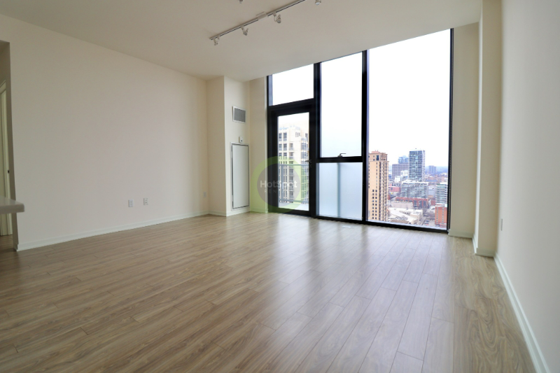 1323 S Wabash Ave - Photo 2 of 14