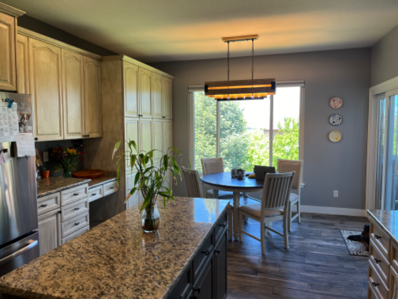 541 Rita Pl - Photo 3 of 17