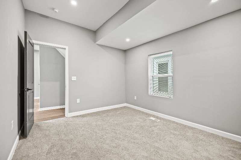 1831 E Rich St - Photo 3 of 20