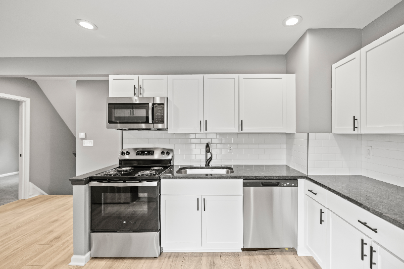 1831 E Rich St - Photo 6 of 20