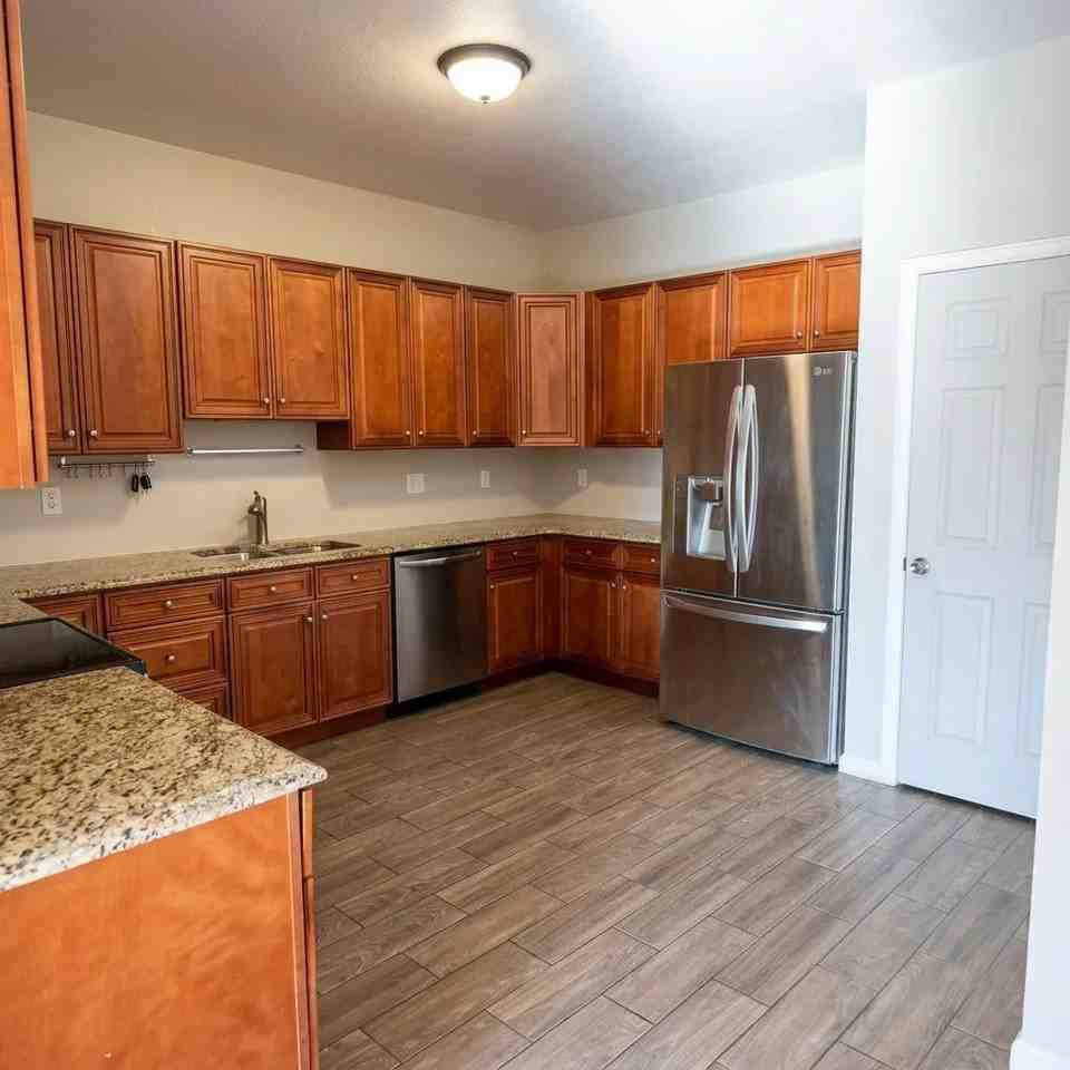 932 S Tennyson St - Photo 4 of 13