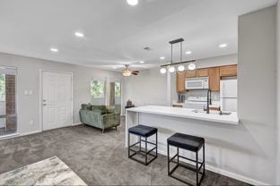 740 Oakmont Ave - Photo 1 of 1