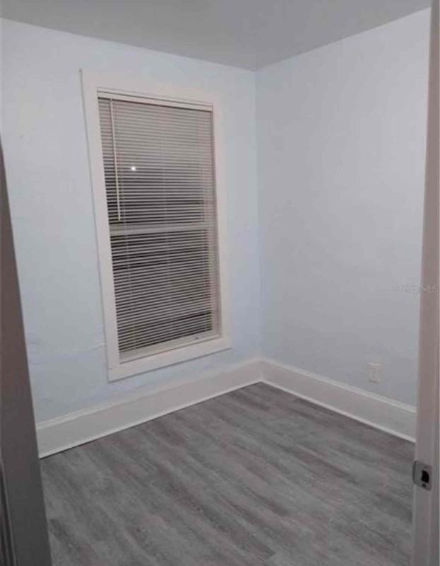 704 Tennessee St #1 - Photo 3 of 9