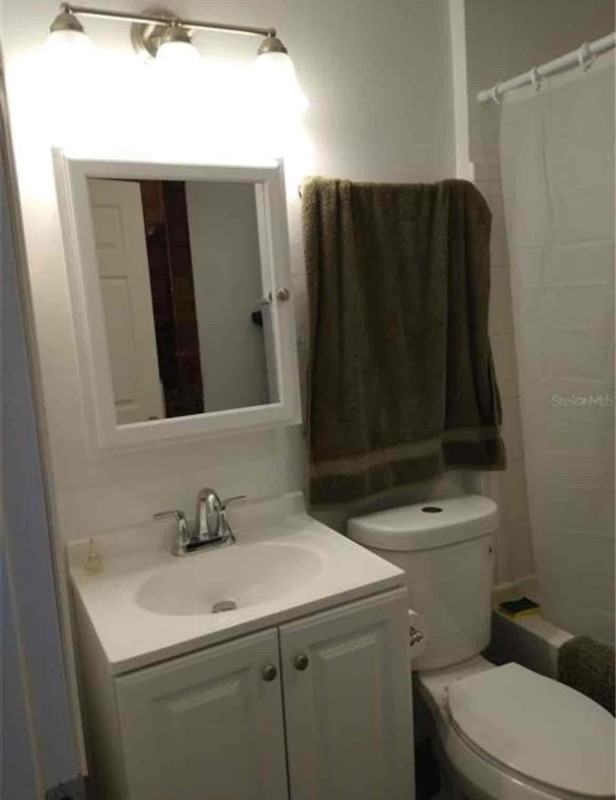 704 Tennessee St #1 - Photo 5 of 9