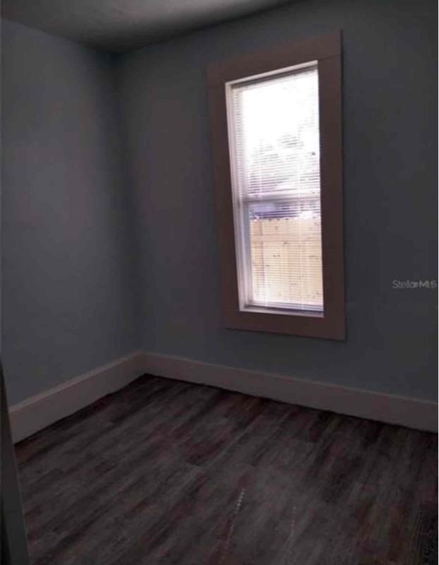 704 Tennessee St #1 - Photo 6 of 9