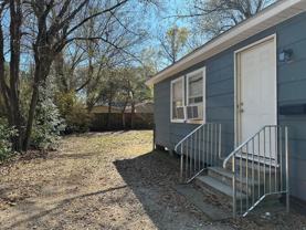 1612 12th St #B - Photo 1 of 1