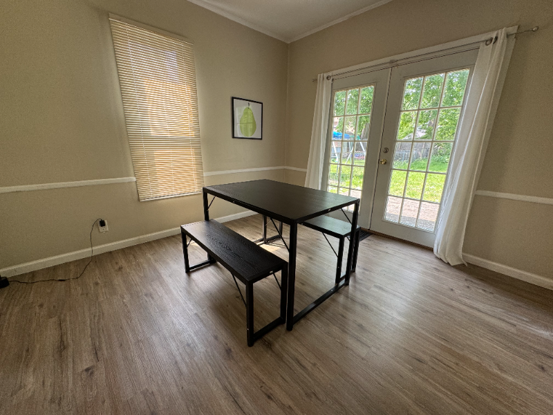 111 Sweet St Ne #2 - Photo 7 of 17