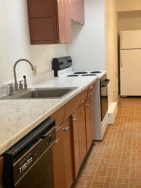 65 N Main St - Photo 3 of 14