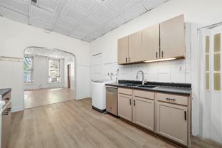 911 S Loomis St #1 - Photo 1 of 1