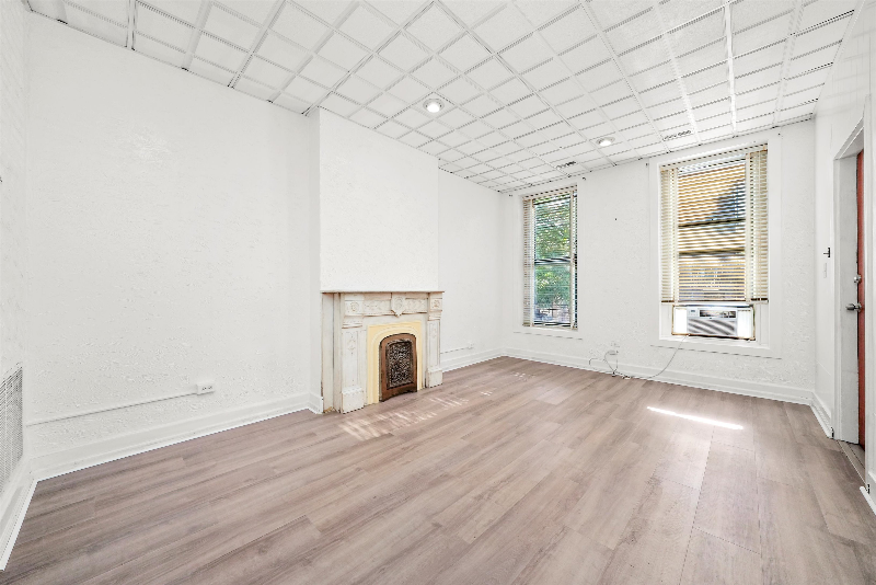 911 S Loomis St #1 - Photo 5 of 19