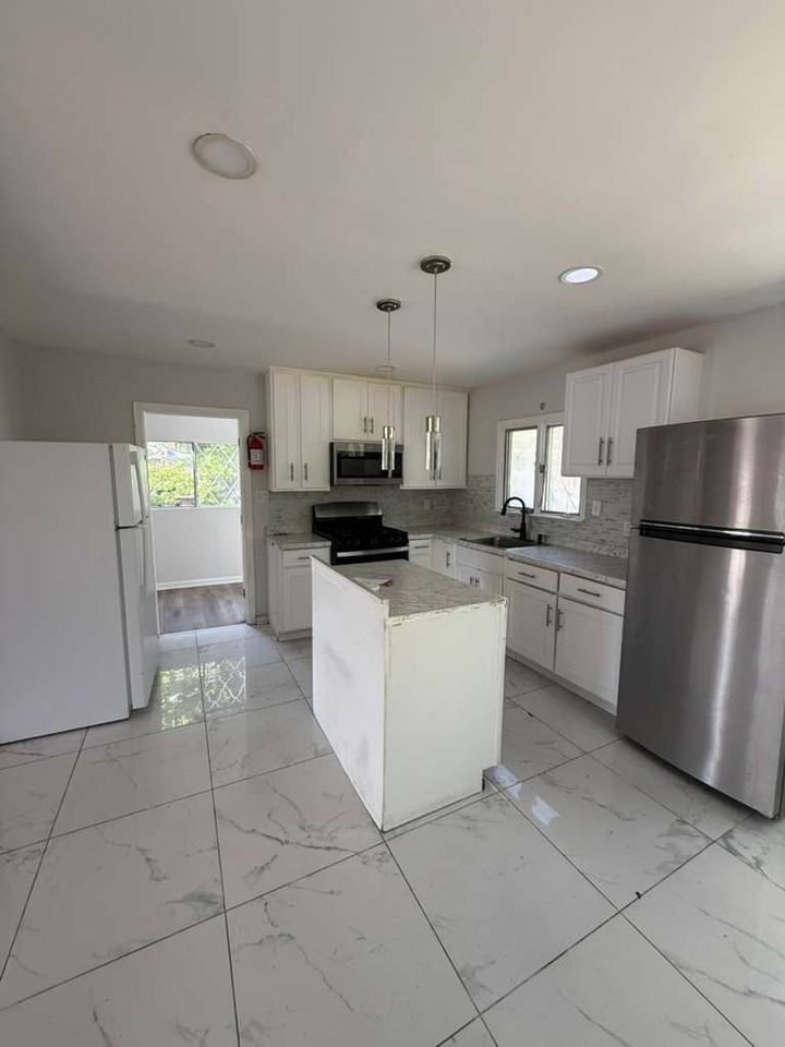 1190 Dell Street #SFH - Photo 5 of 19