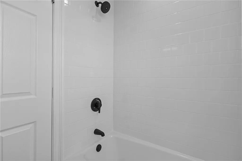 233 Waterman Ave #1LAPT2 - Photo 7 of 12