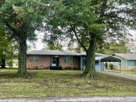 featured image of 1108 S Mill St