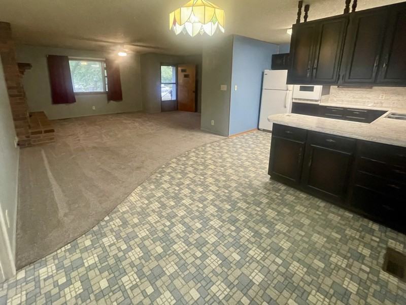 1108 S Mill St - Photo 5 of 18