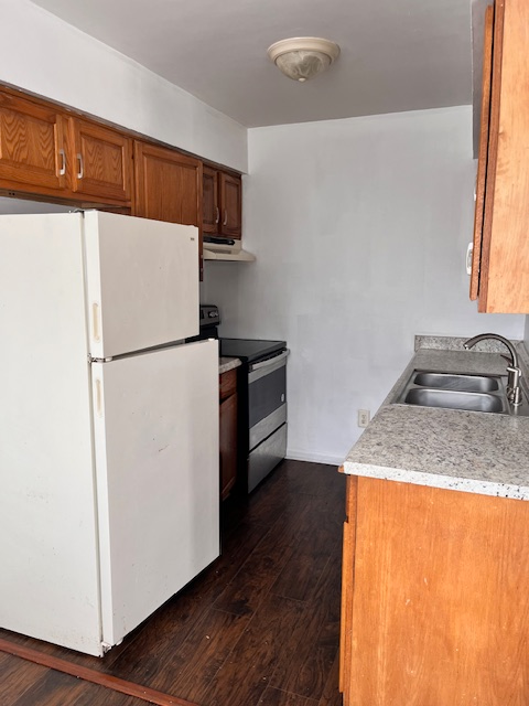 7731 Diven St #A - Photo 3 of 9
