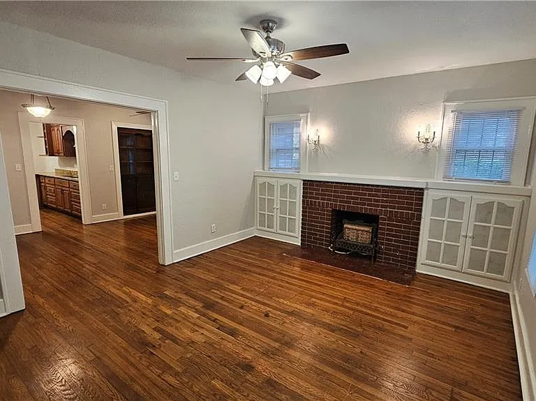 1215 N 15th St - Photo 2 of 13