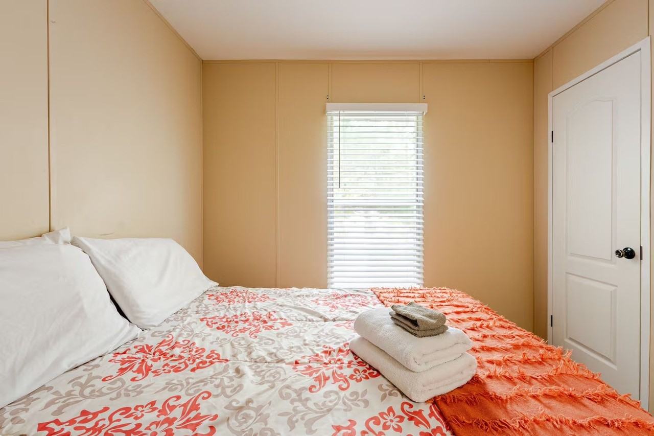 2395 Downing Ave - Photo 4 of 11