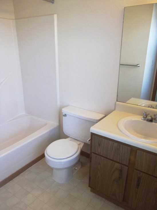 664 E Cherry St #D14 - Photo 5 of 6