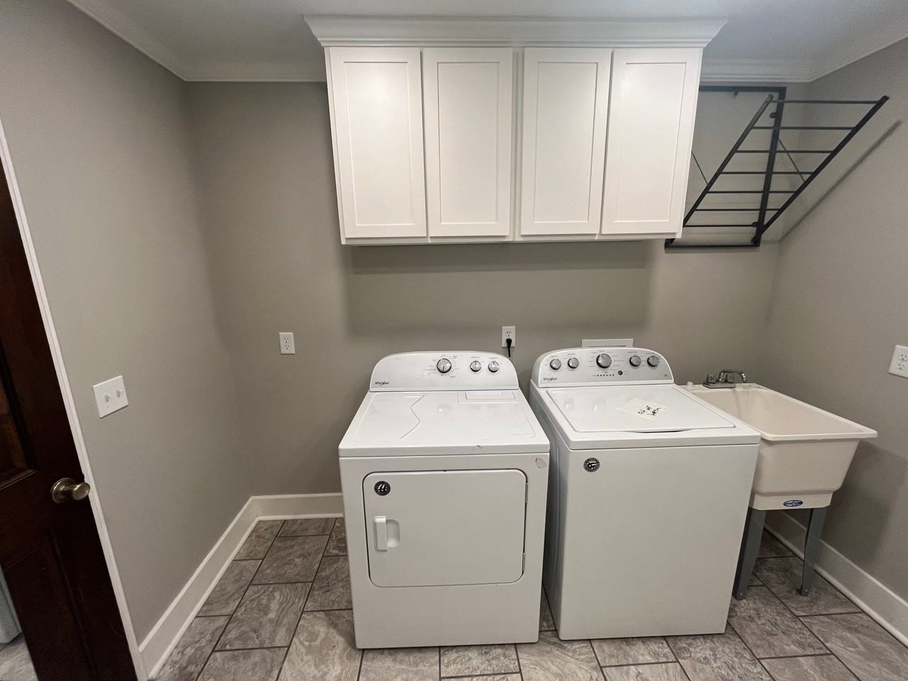 509 Castlewood Trl - Photo 2 of 14