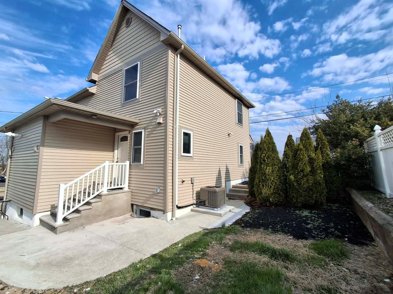 49 Hillside Ave - Photo 3 of 4